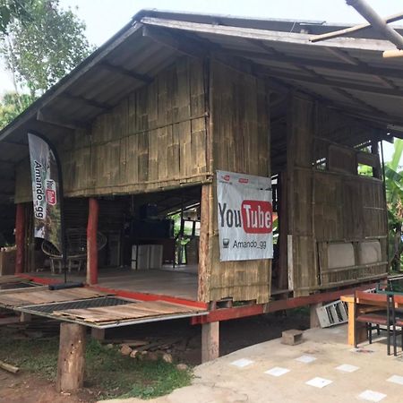 Amando_Tent Hotel Phayao Exterior photo